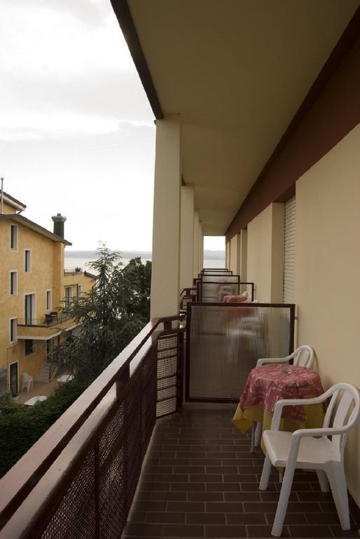 Hotel Astoria Lido Sirmione Ruang foto